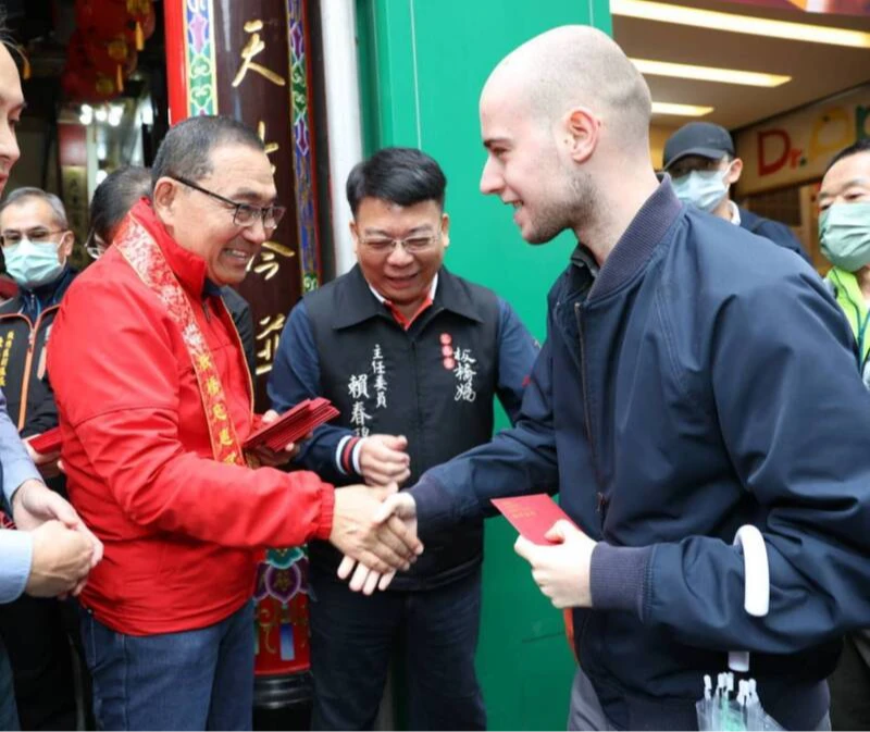 湧蓮寺國運籤2支「下下籤」　侯友宜：把人民擺在第一位