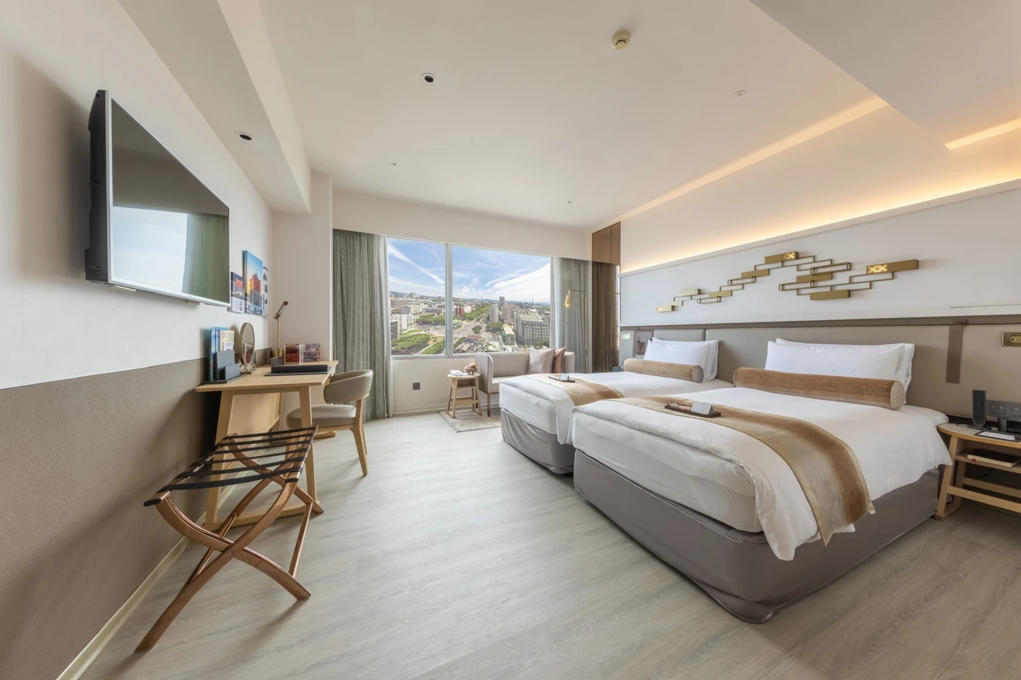 2026台北燈節2/25登場！周邊飯店最低免千元　十二廚加碼松葉蟹腳吃到飽