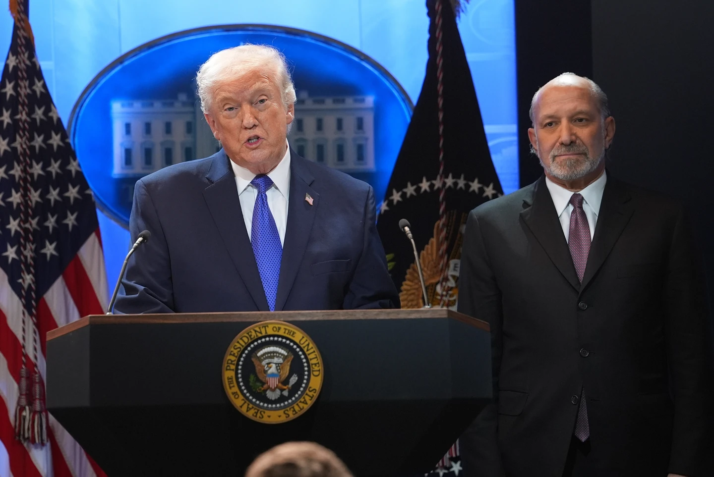 川普關稅遭美最高法院判決無效　緊急簽署命令開徵10%全球關稅