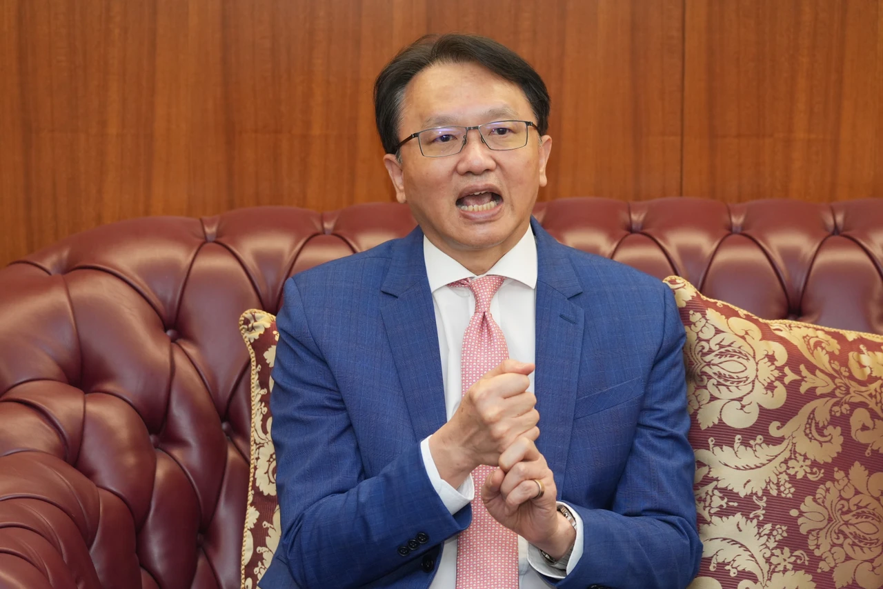 宏碁團拜1｜陳俊聖：PC是遭受多重的逆風　但價漲量縮今年營收還是會成長