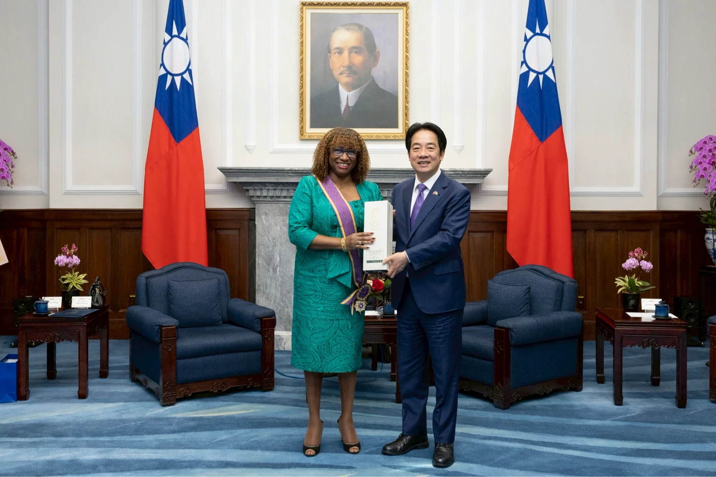 聖文森國大使柏安卓將離台！賴清德贈勳感謝　盼提升兩國合作