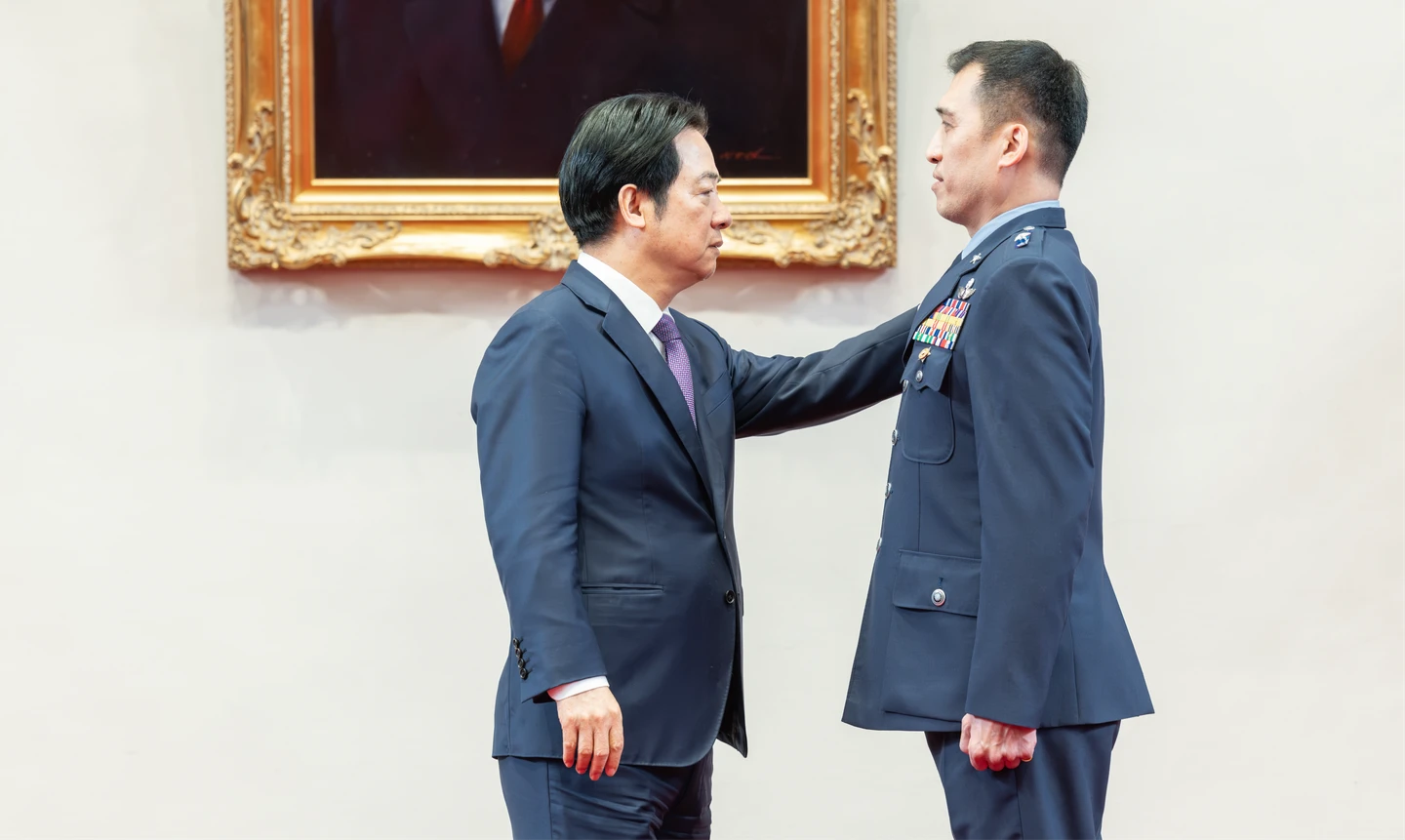 賴清德授階將官！強調：面對複合式威脅　應速建不對稱戰力