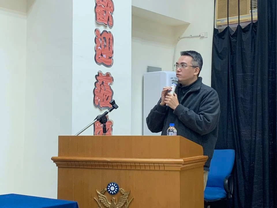 把基檢當錢莊面交百萬利息！檢察官林渝鈞涉放高利貸還刪對話　收押禁見