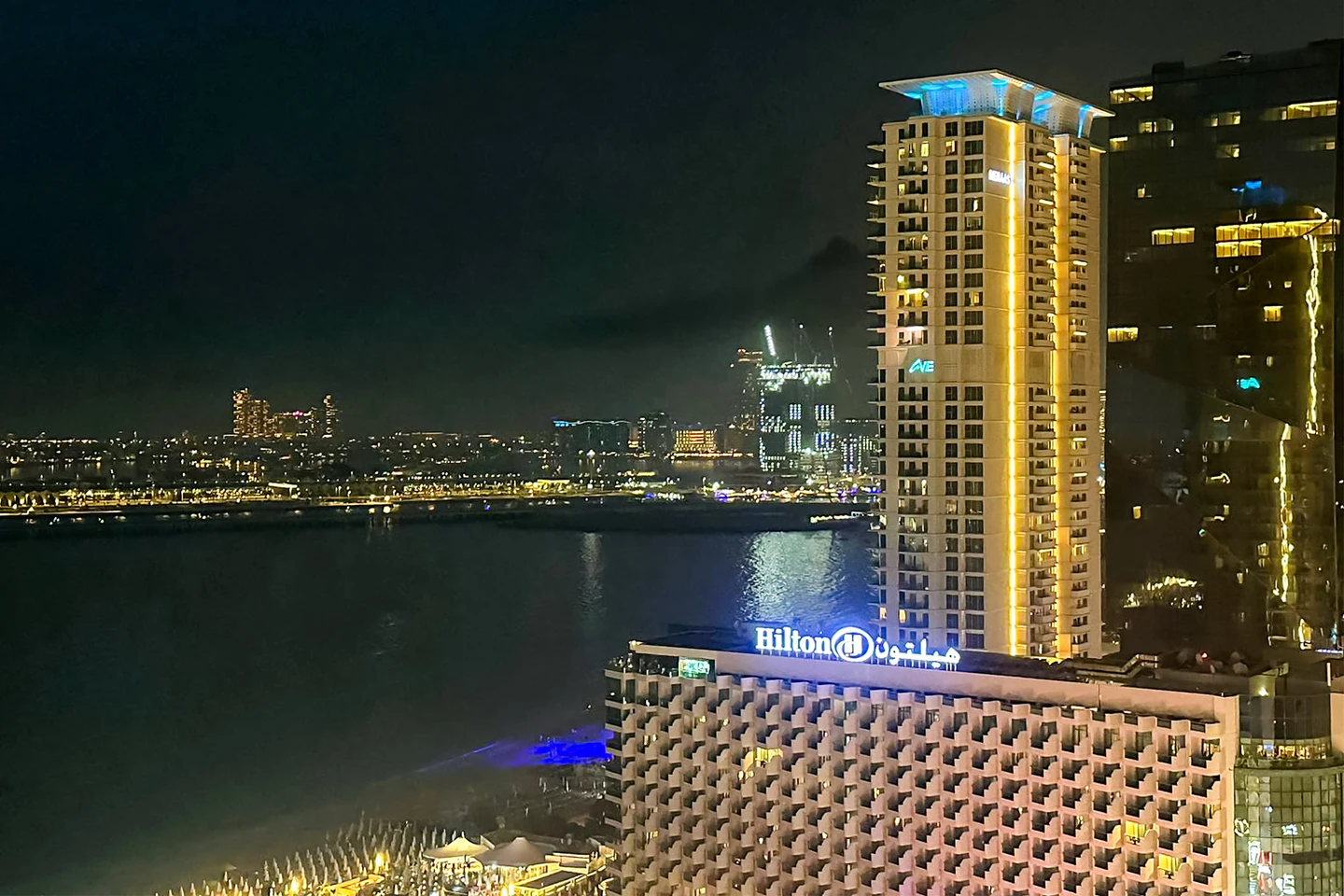 杜拜無美軍基地也遭伊朗射彈　遊客受困外資企業傻眼