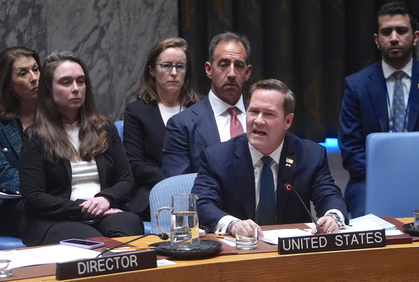 安理會緊急開會討論伊朗問題　美以自辯行動合法