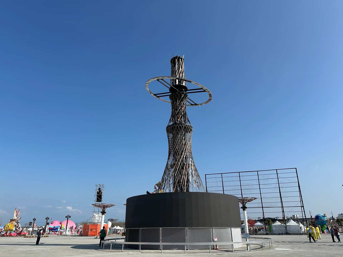 台灣燈會3/3嘉義登場！台鐵加開班次、免費接駁　高鐵總計加開81班