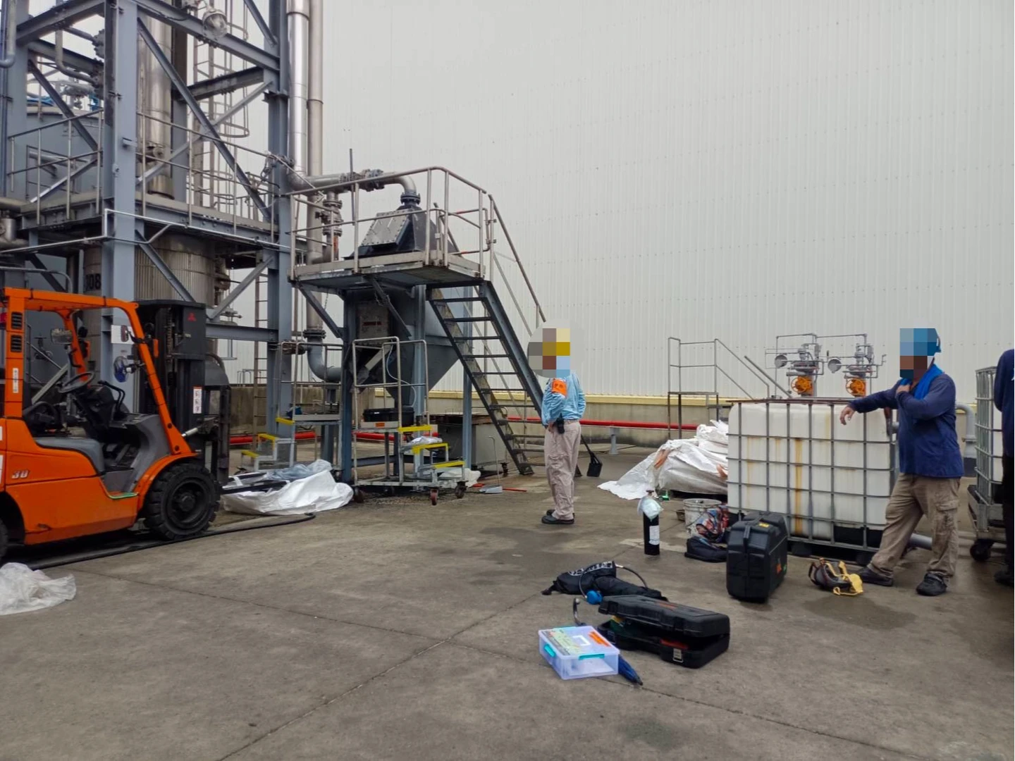 高雄長春化工廠不明氣體外洩！4人送醫1不治　勞工局勒令停工