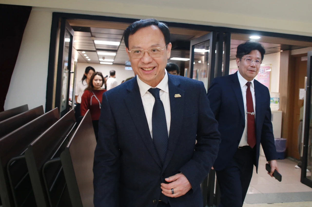 國民黨提「0到6歲健保費國家付」　石崇良：可能排擠其他社福預算