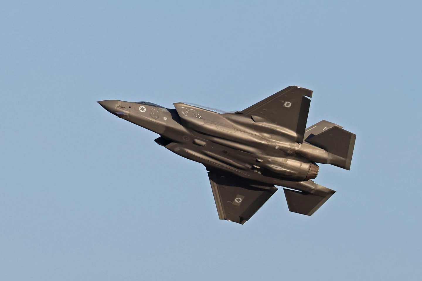 史上首次！以色列F-35戰機擊落伊朗載人戰機　德黑蘭上演空對空交戰　