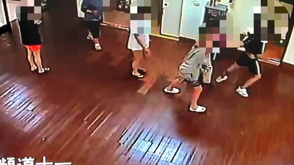 洗錢案易服勞役掃圖書館女廁！22歲男大膽偷拍露餡急落跑　下場曝光