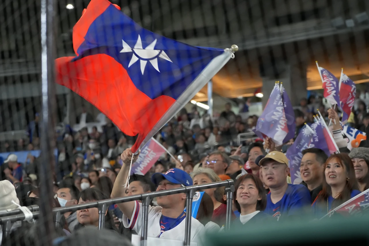 經典賽｜中華隊出師不利球迷東蛋傳嘆息聲　曾豪駒將敗責一肩扛