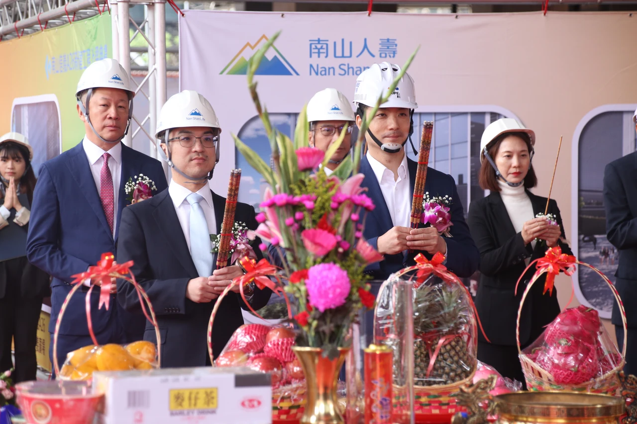 洪申翰批「育兒減時」恐流象徵性試辦　蔣萬安：有好建議都可以討論