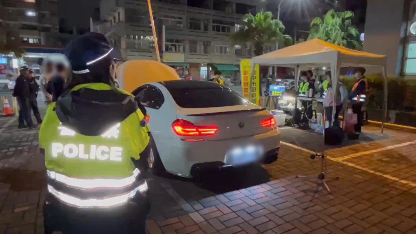 有片｜改裝BMW深夜飆109分貝！比飛機坪還吵　車主下場曝光