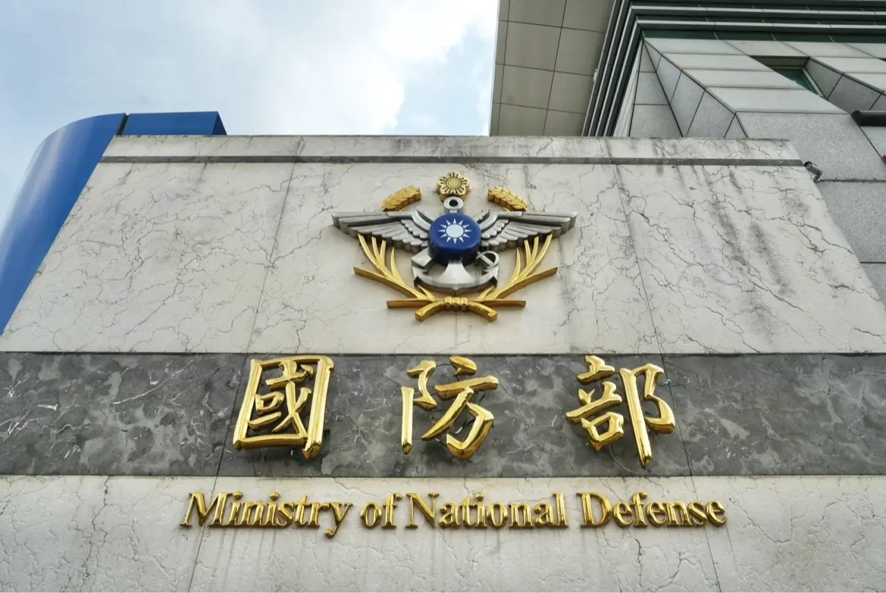 空軍士兵夜景餐廳斜坡停車被壓死！國防部：已派遣幹部協助喪葬事宜