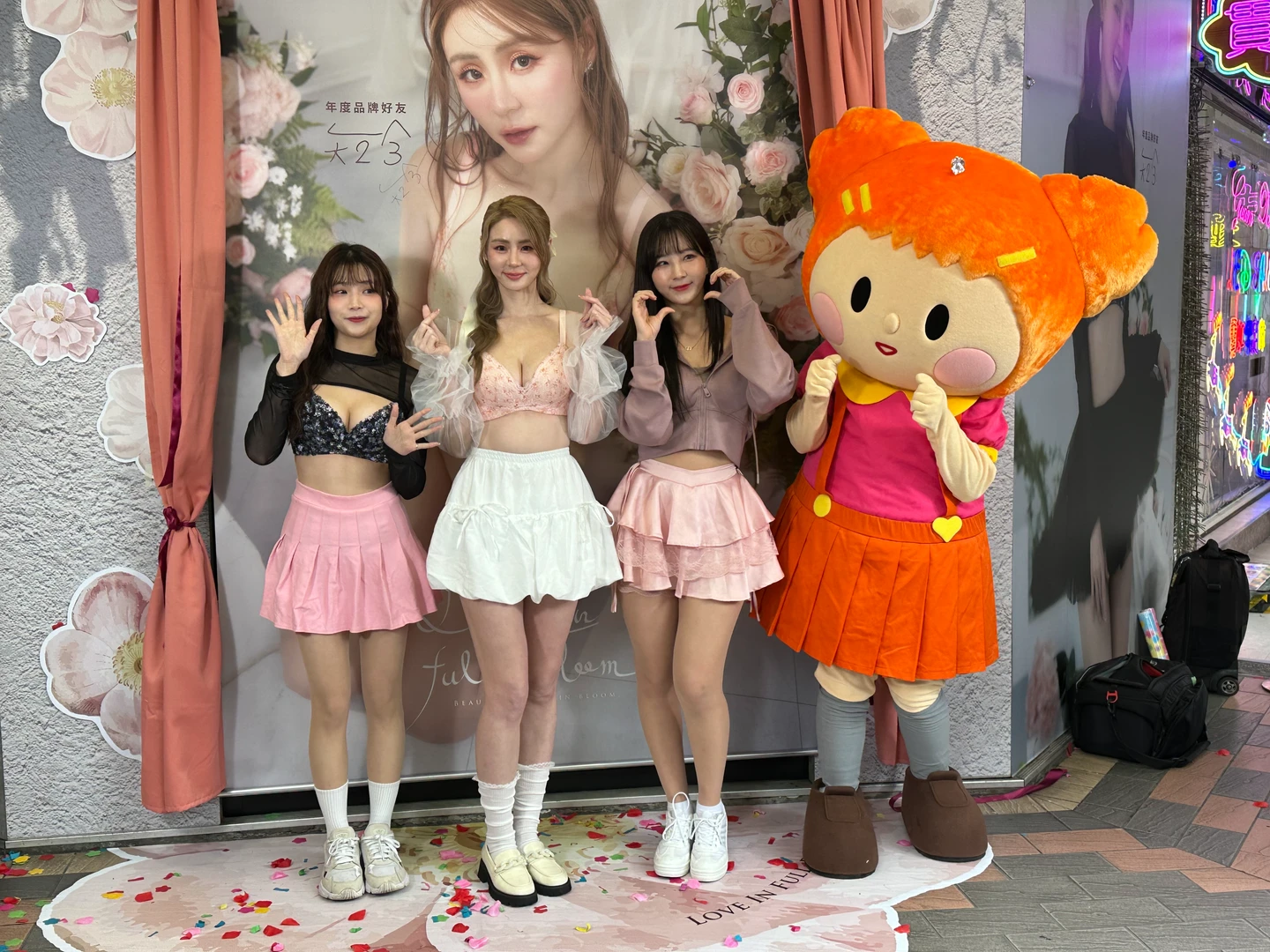 大尺度跳應援舞！啦啦隊女神短今爲WBC台韓戰哭腫雙眼　讚陳傑憲骨裂撲壘點燃全台