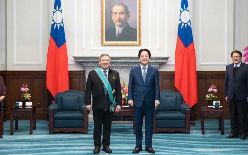 林鴻道獲頒一等卿雲勳章　體壇群星小林同學、台灣蝶王、柔道男神狂賀