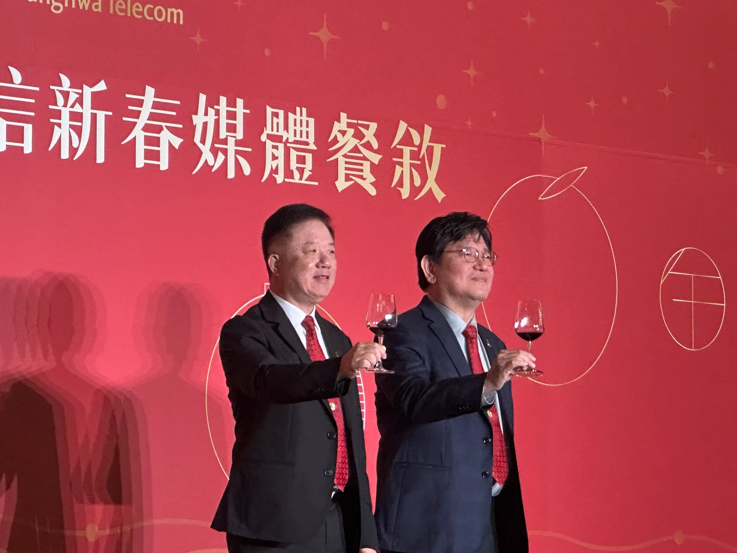 中華電信小金雞立鼎準備IPO　簡志誠：全年營收獲利再拚新高