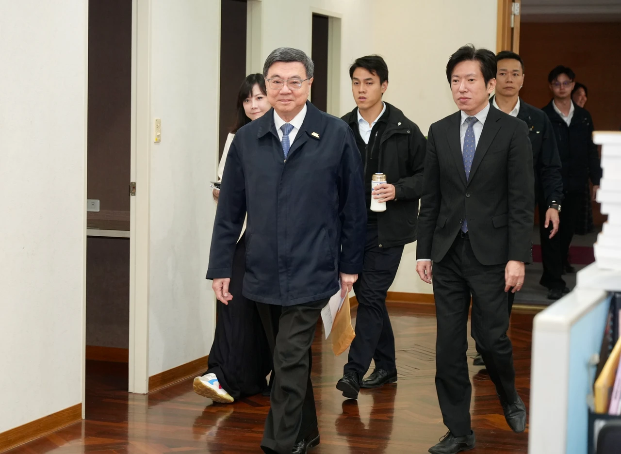 赴日見了誰？卓榮泰全說了　答案令人噴笑