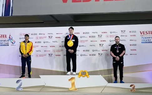 體操｜世界貓王發威！唐嘉鴻小感冒不影響發揮　世界盃連2站單槓摘金