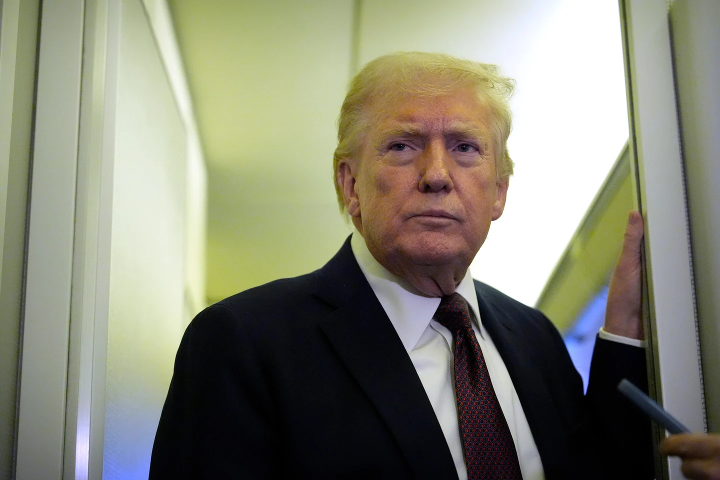 川普要求中國大陸協助重啟荷姆茲海峽　否則川習會可能延後