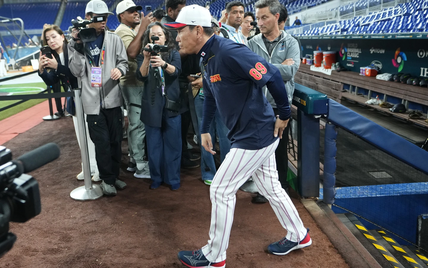 經典賽｜日本隊史首度止步8強！井端弘和恐卸任　上屆冠軍教頭有話要說