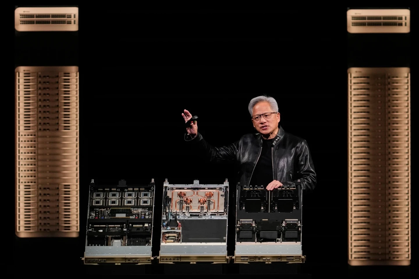 不只養龍蝦、上太空　黃仁勳GTC演講4大亮點一次看