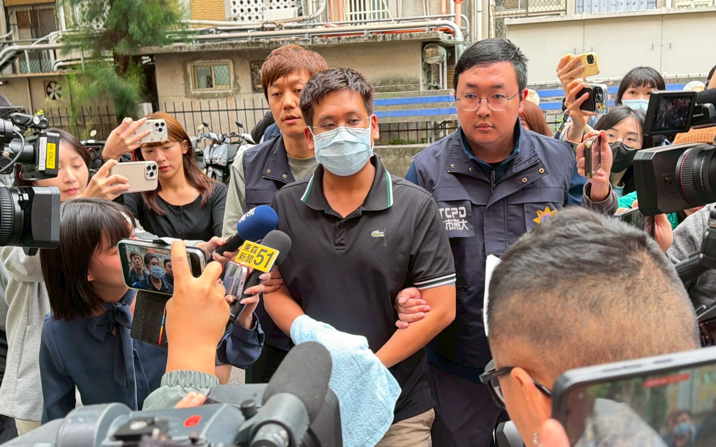 拖吊蟑螂主嫌到案了！共犯2聲押4交保　狂削百萬離譜價目表曝光