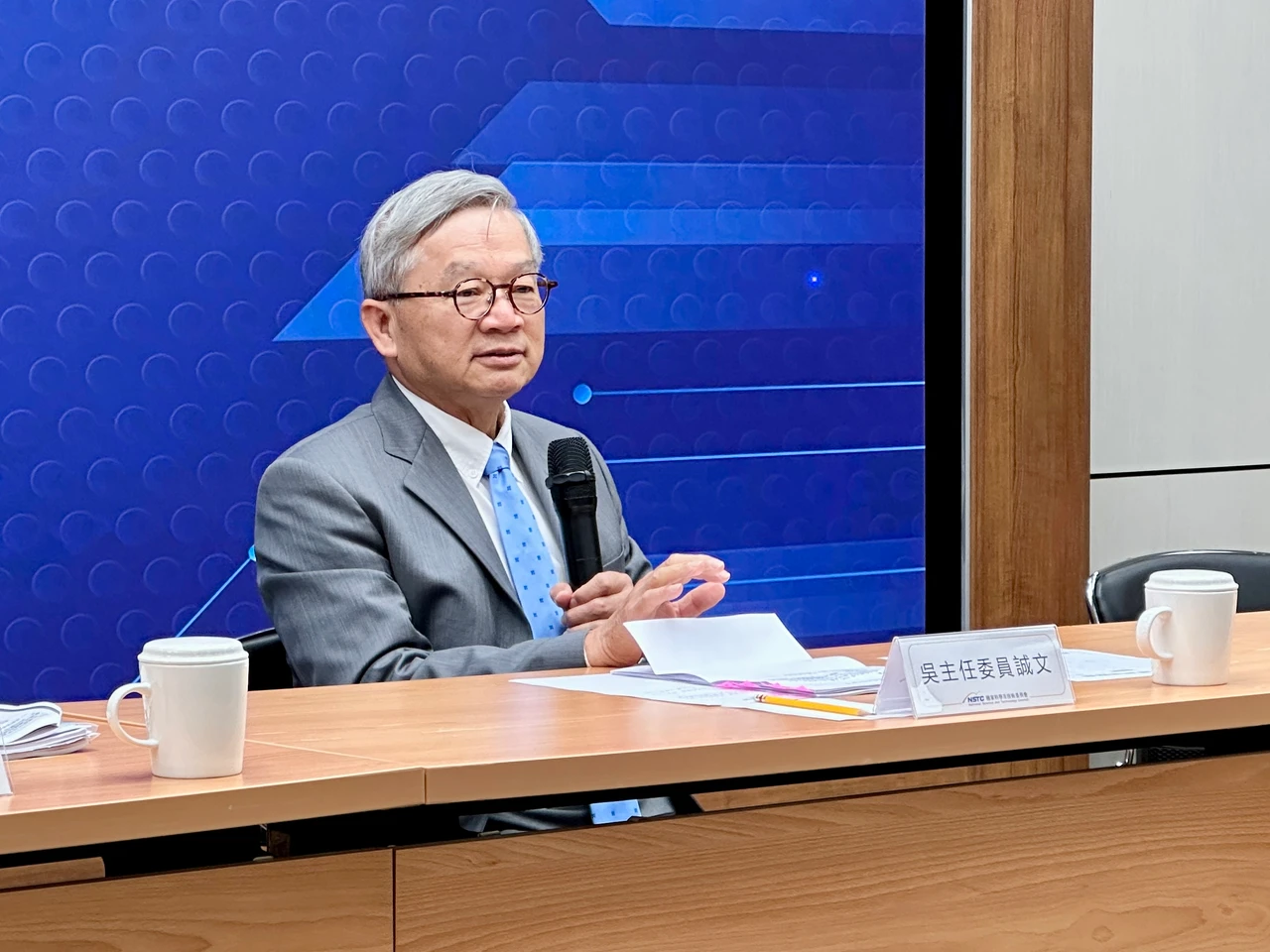 科技預算卡關！吳誠文憂科研被追上　喊話立院盡快通過總預算案