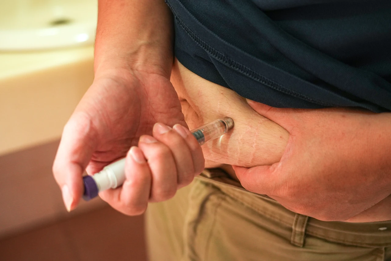 瘦瘦針狂熱5｜月花萬元打針　有人半年甩10公斤、也有成效普通