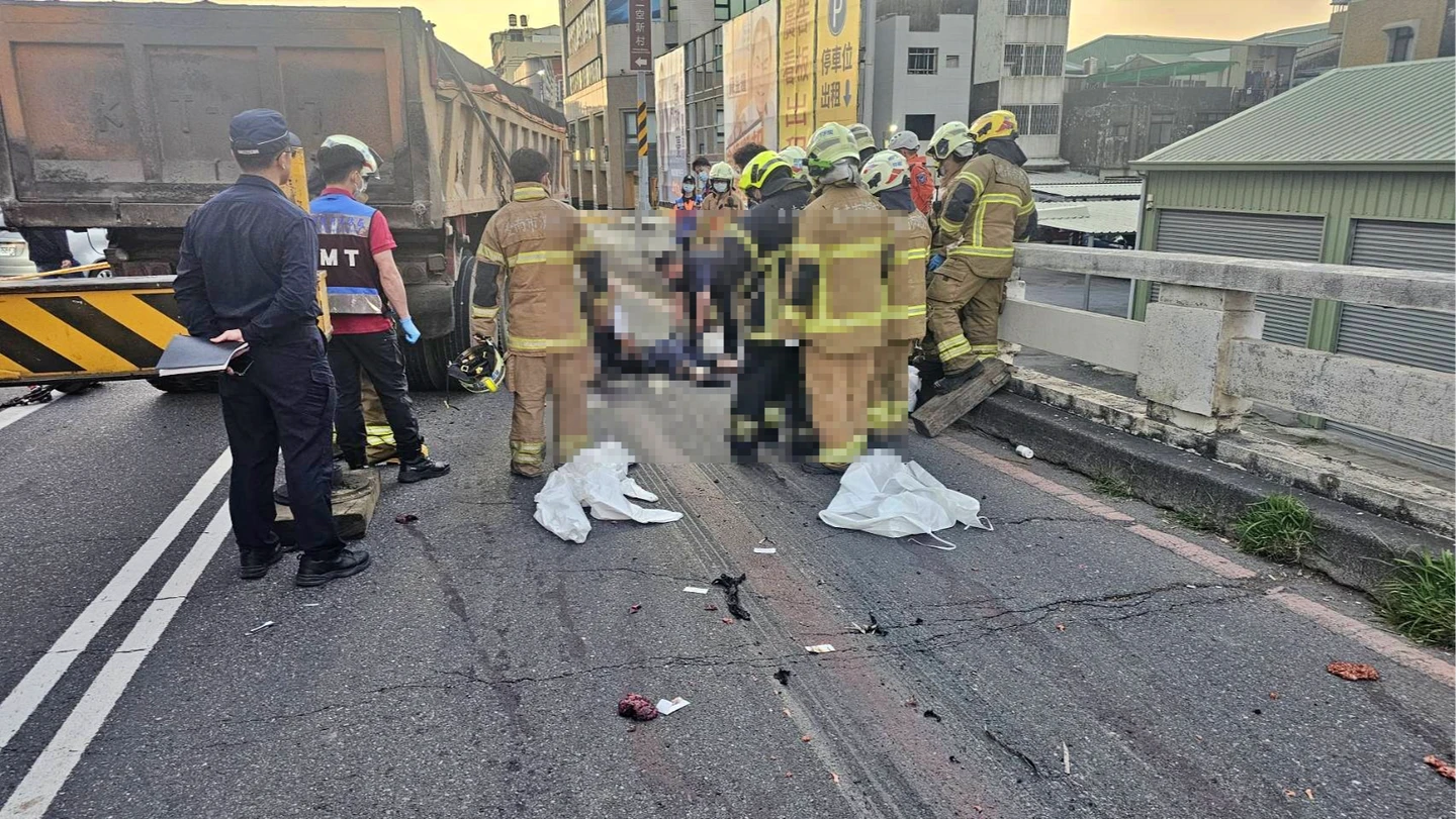 台南陸橋2年奪3命！警員父自摔遭砂石車輾斃　疑道路瑕疵交通局將會勘