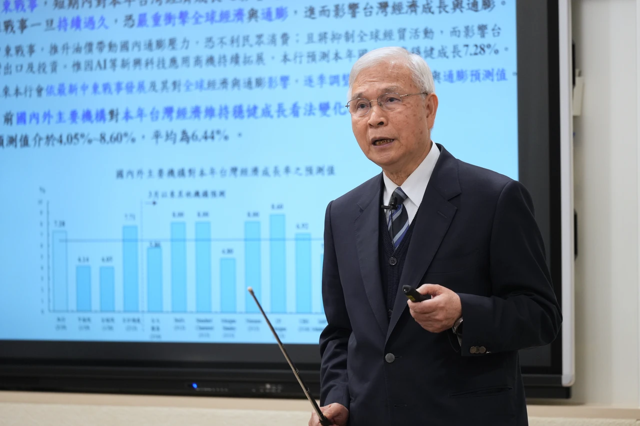 央行微調放寬第二戶房貸　央行總裁親揭原因