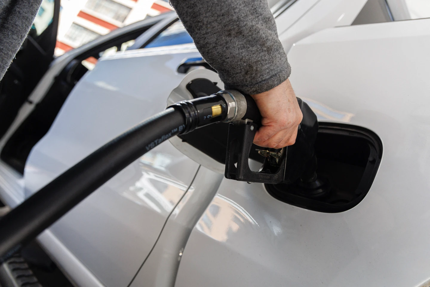 周末精選｜伊朗戰火陷互炸能源新階段　油價飆逾145美元大關會有何情況