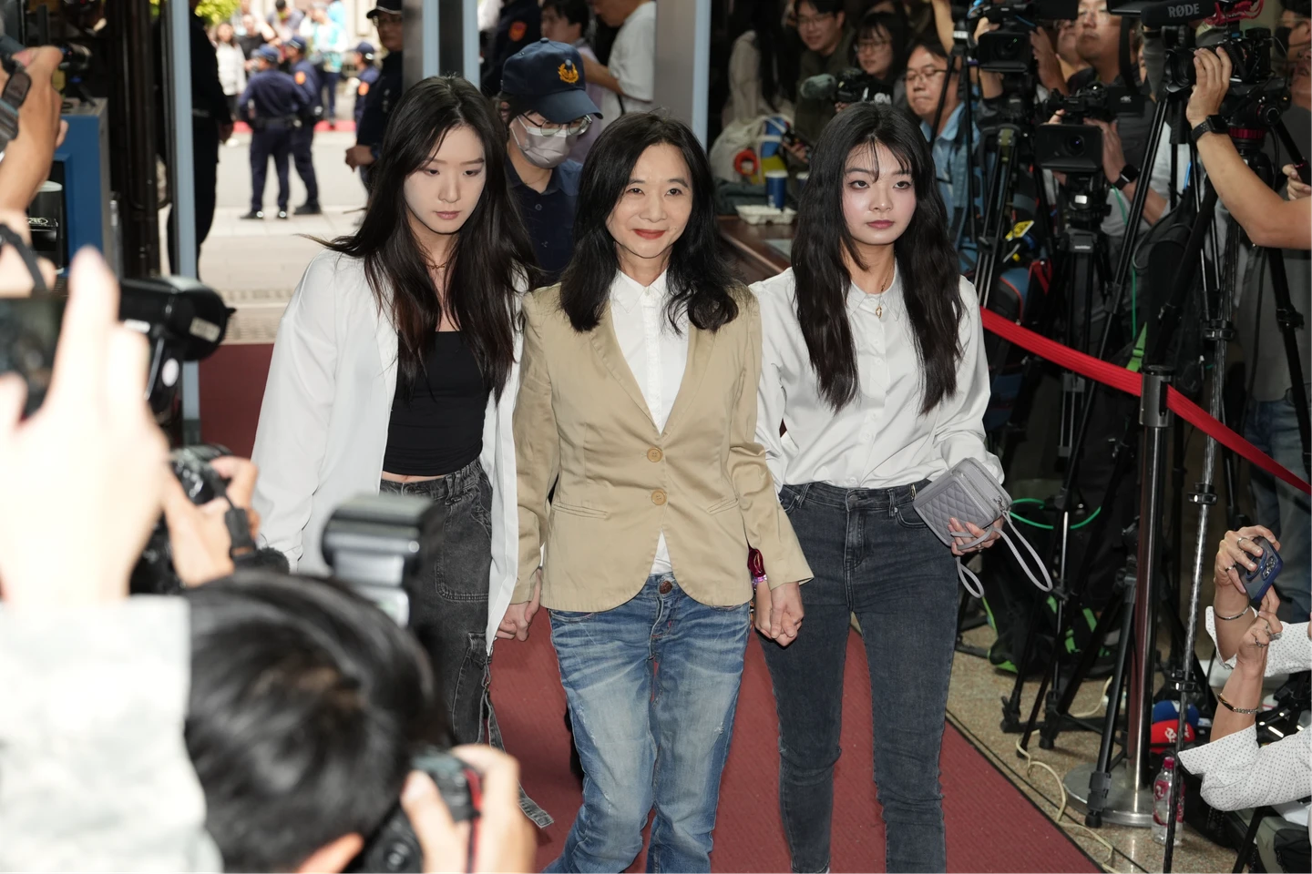 應曉薇不認收沈慶京5250萬賄款！　遭判15年6月