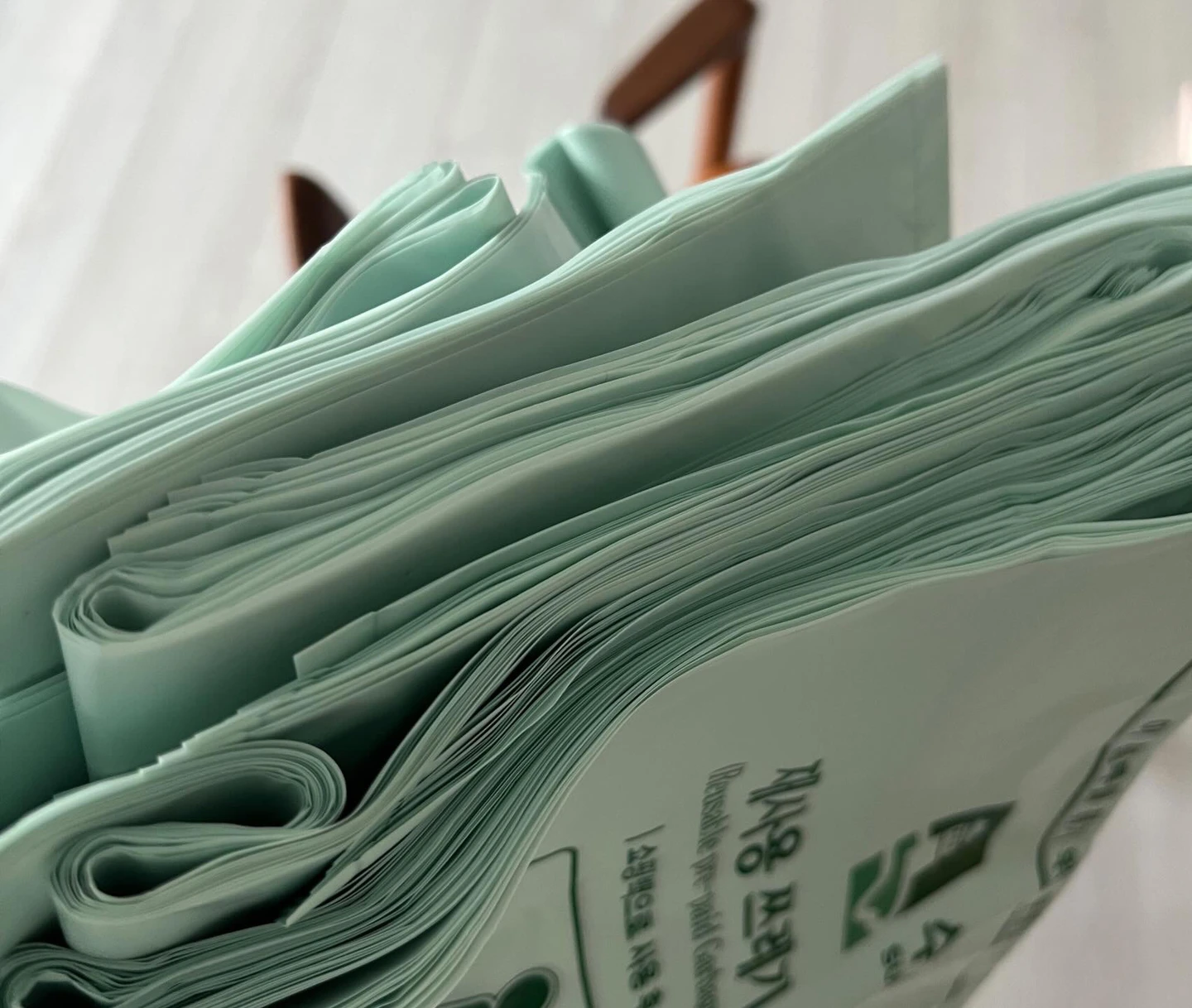 荷姆茲封鎖4周！南韓也有「塑膠袋之亂」　網炫搶到垃圾袋、還問下個囤什麼好