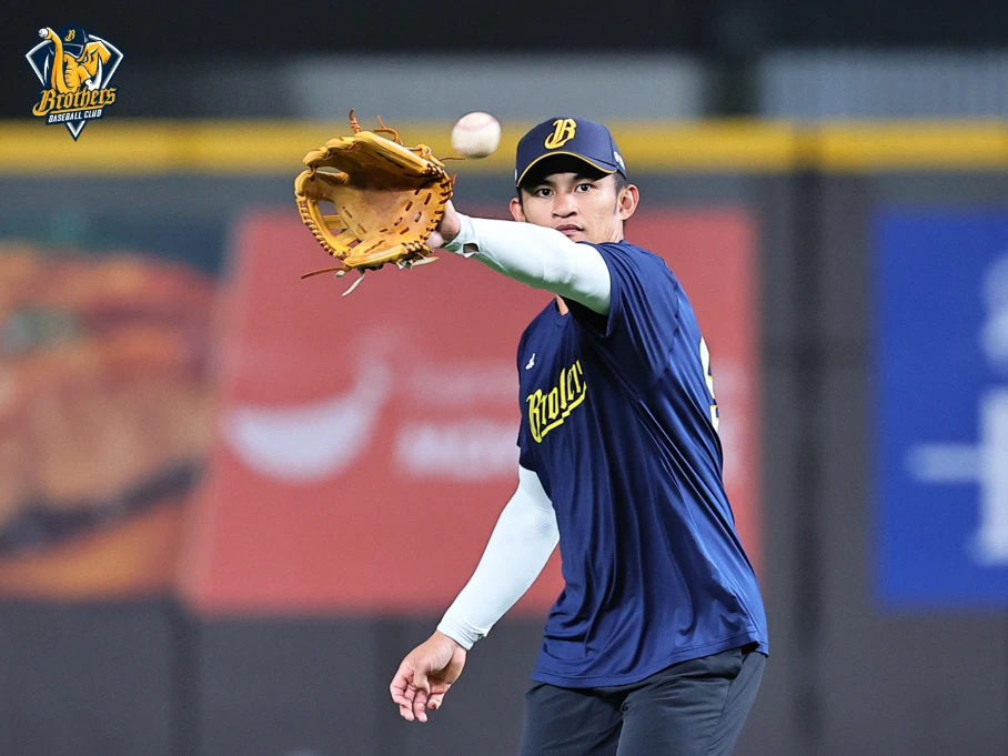 中職｜簽「5+1」長約岳東華想當終身兄弟人　年度目標想拚個人獎但先不說