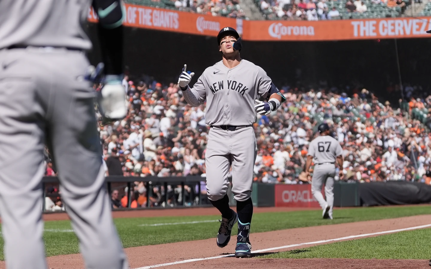 MLB｜「ABS挑戰成功」後炸裂！賈吉轟致勝2分砲　洋基3比0再完封巨人