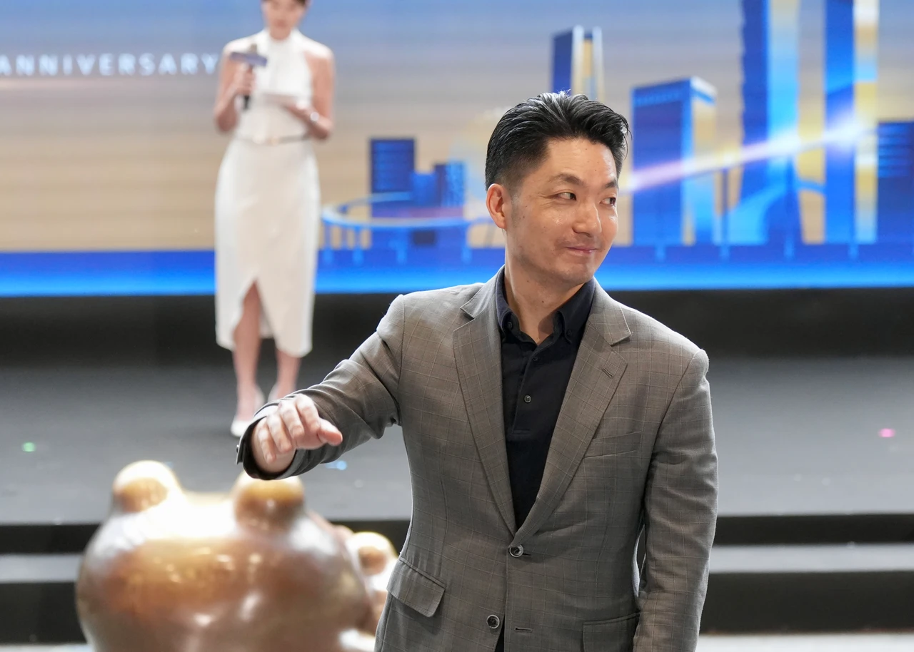 北捷通車30年！蔣萬安喊跟太太談戀愛受惠　東延段、萬大一期進度曝