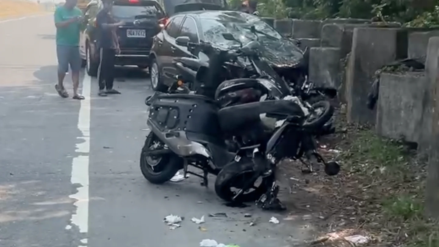 有片｜台南重大車禍1死7傷！30歲女逆向衝撞多輛機車　現場慘況曝
