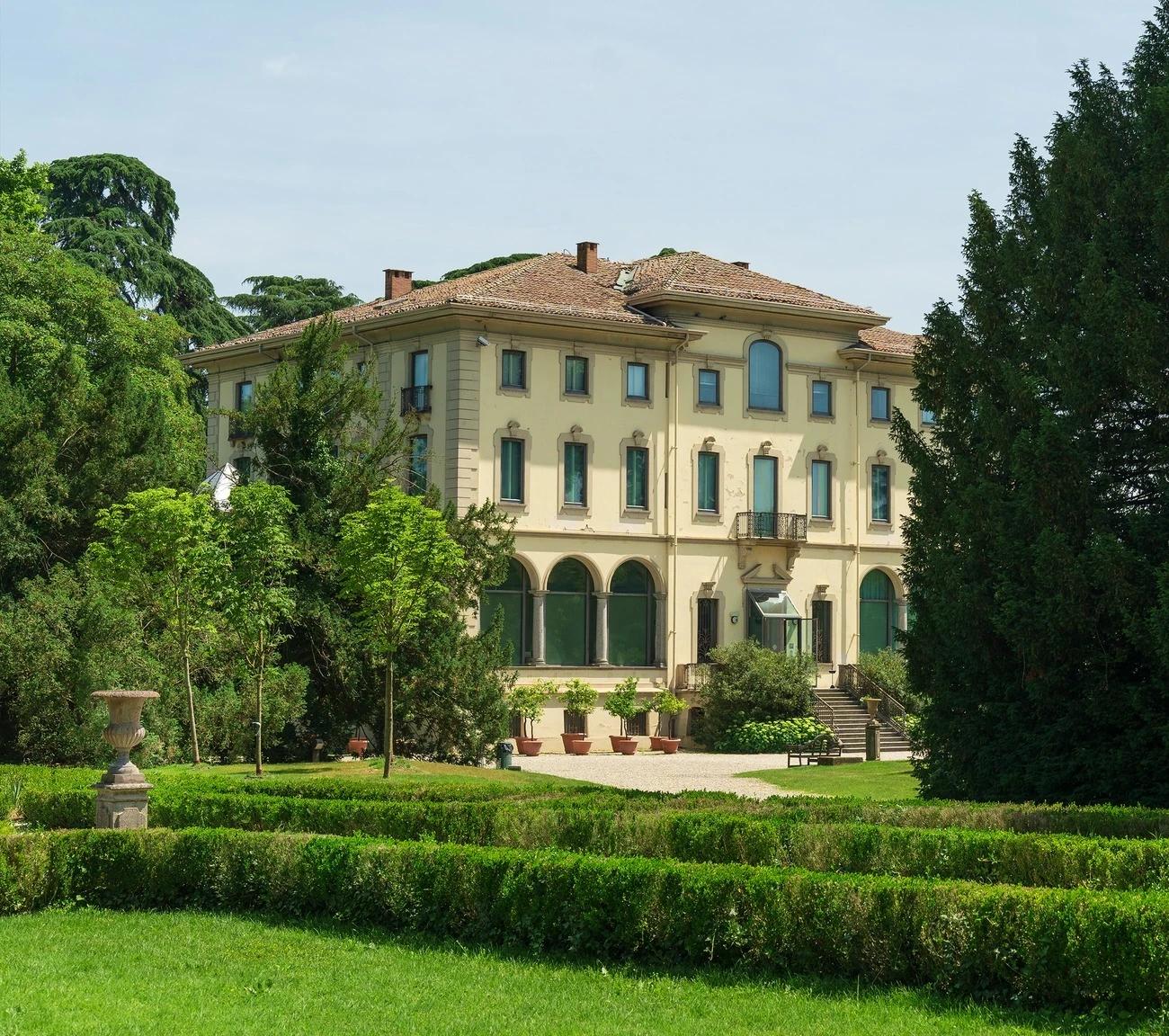 不到3分鐘！雷諾瓦、塞尚、馬蒂斯3名畫遭竊　估約億元新台幣損失