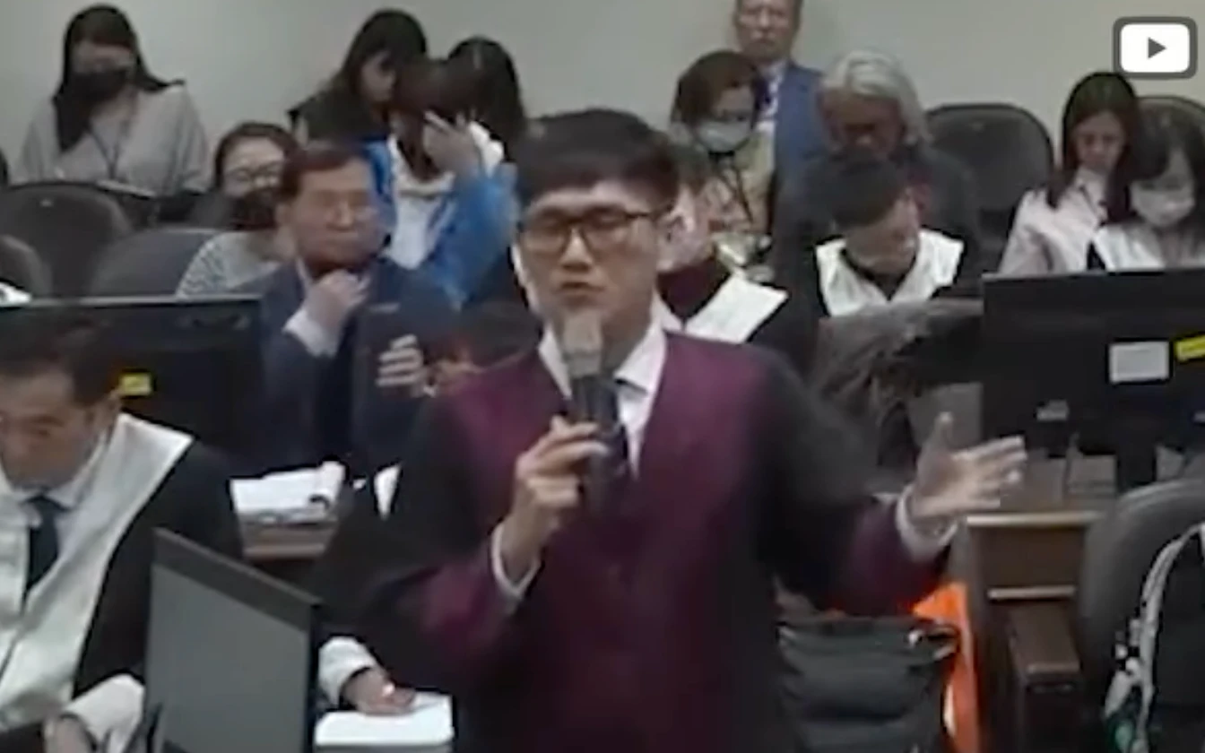 檢察官廖彥鈞對決柯文哲爆紅！擁法律會計雙碩士、曾蒞庭剴剴案　同事、學生評價曝