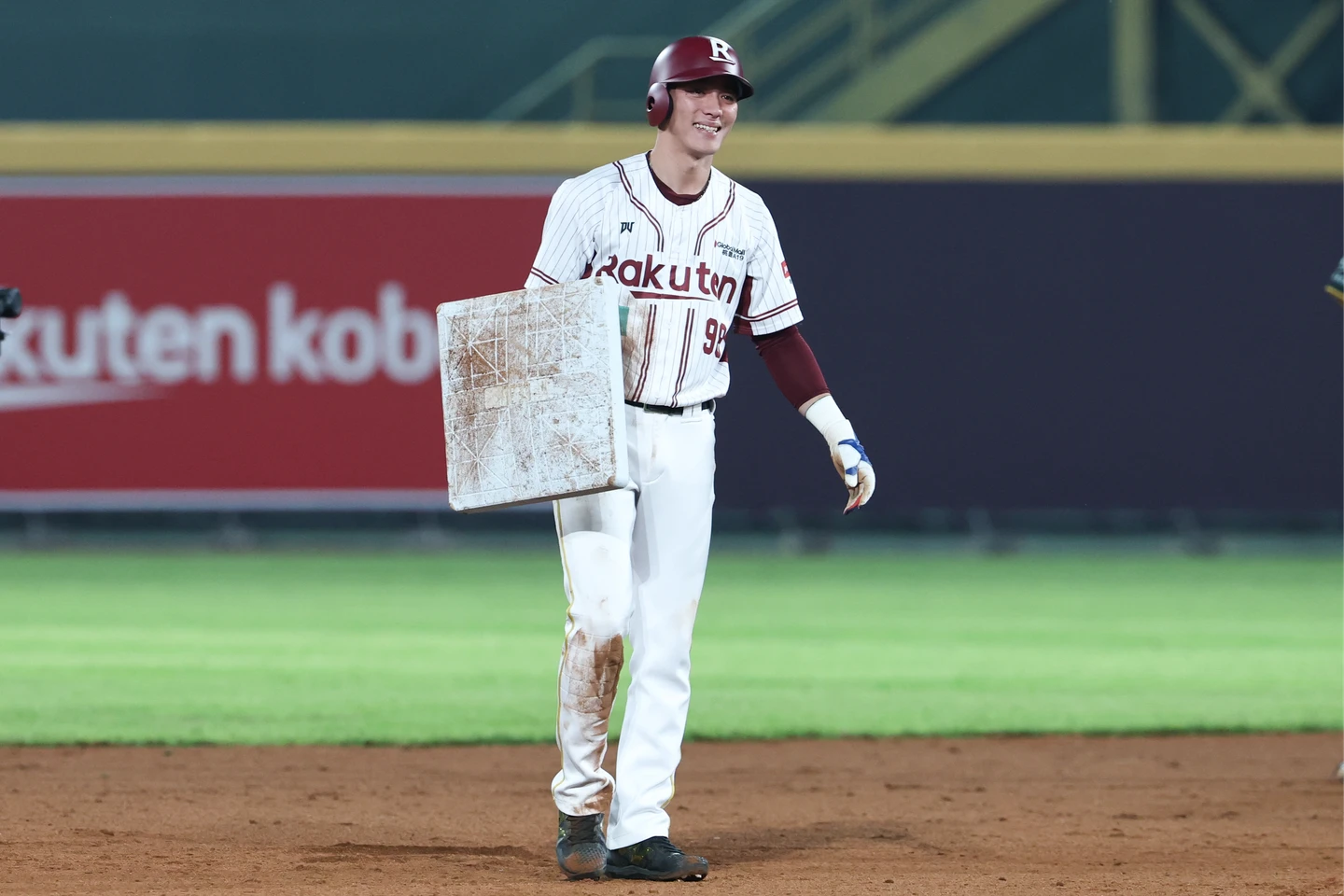 中職｜加入「200盜俱樂部」拔起加大壘包　陳晨威談挑戰300盜這樣說