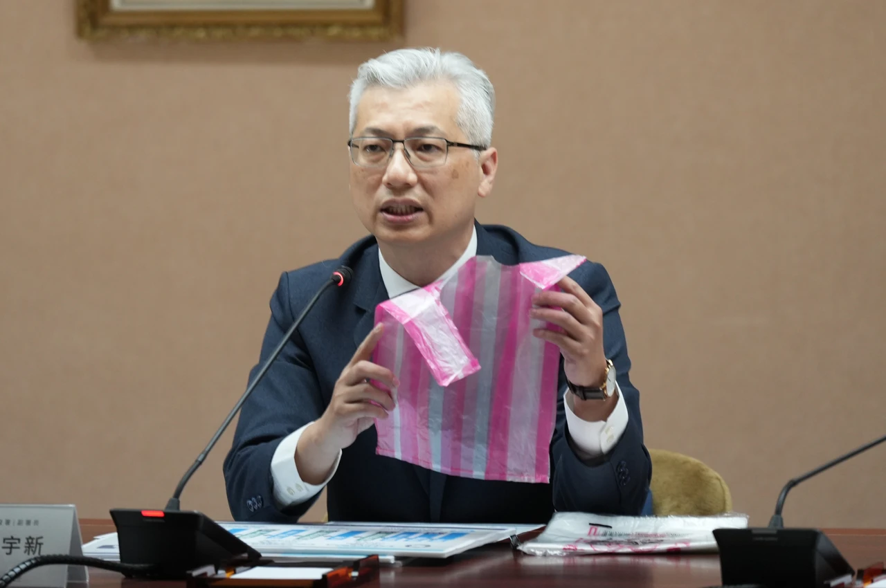 塑膠袋增產5千噸平漲價之亂　油電凍漲、天然氣確保至6月