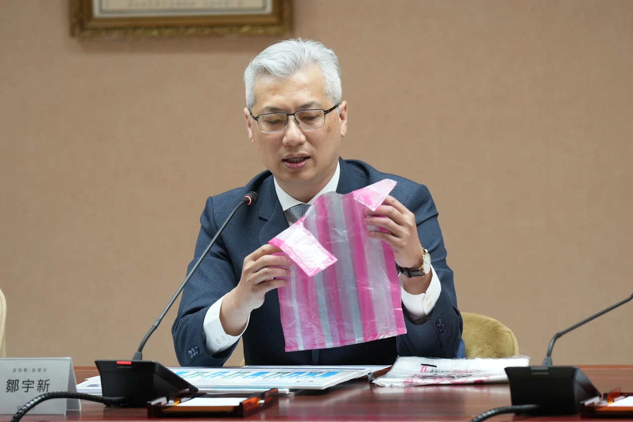 確保塑膠袋供需！平均每日每人配額10個　急需可赴小北百貨、振宇五金採購