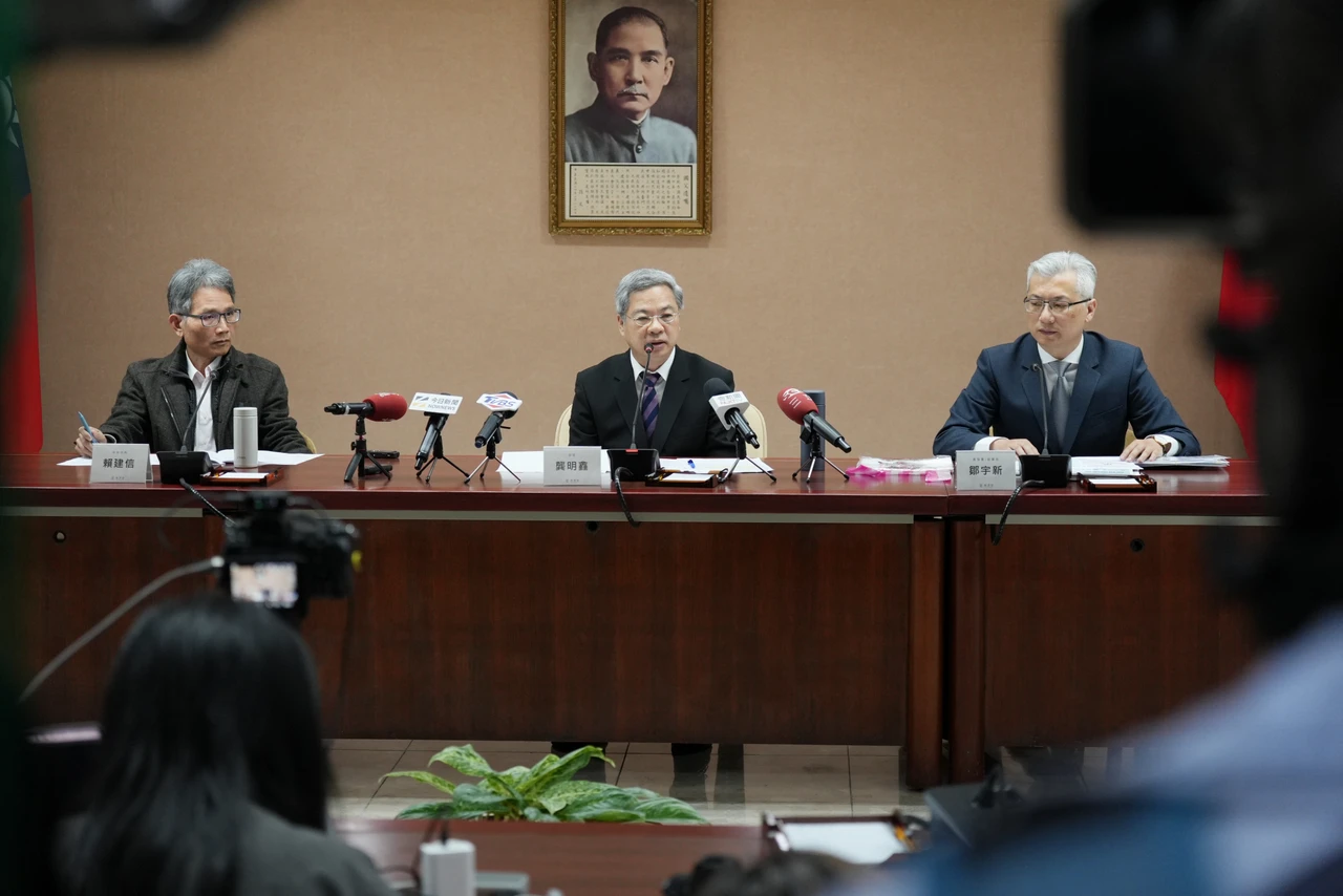 龔明鑫:中油2020年迄今吸收油氣價差6129億、累虧792億 財務結構嚴峻