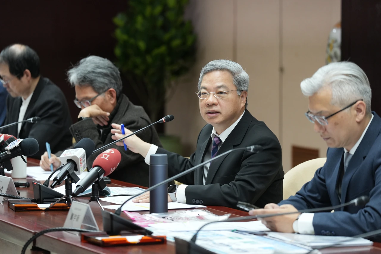 經濟部穩塑1｜龔明鑫：政府會適度介入　盼中油跟台塑合約早日定案