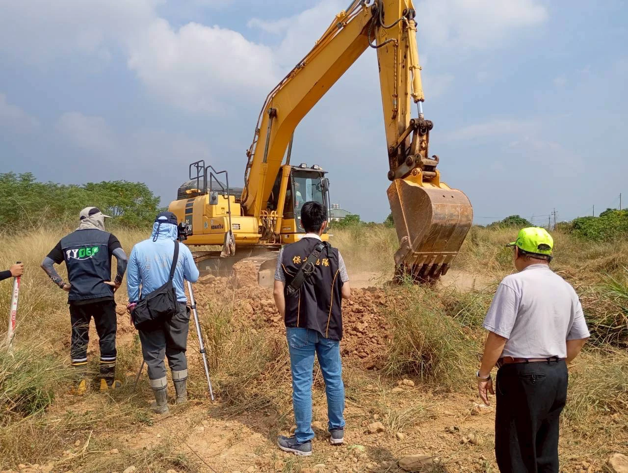 桃園4農地開挖驚見營建廢棄物！竟是馬籍男組土尾集團　倒滿16座泳池削4億
