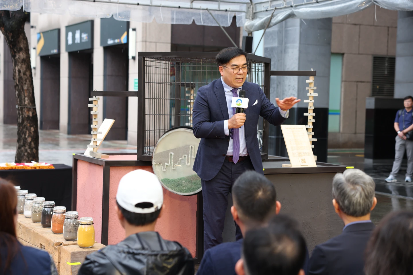 建築、工業廢棄物重生　環境部裝置藝術「循環之城」開展