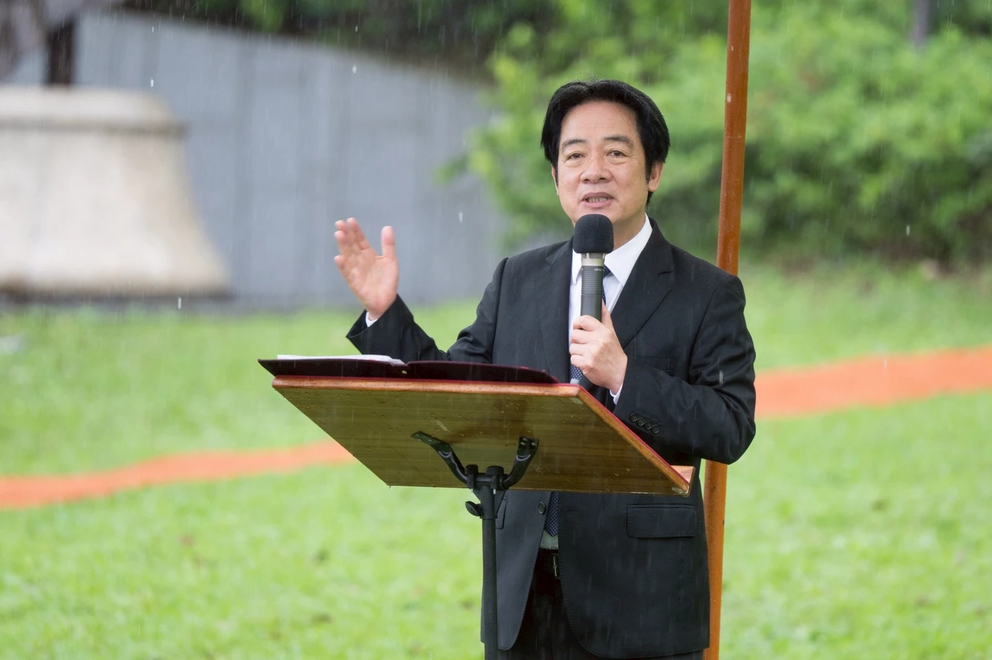 賴清德回應藍廣告「不能有幻想」：靠實力才能得真和平