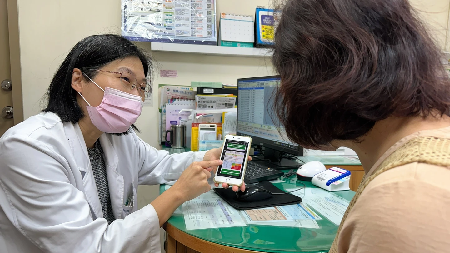 豐原醫院AI護腎神器上線！如「醫療團隊在身邊」　糖尿病風險一手掌握
