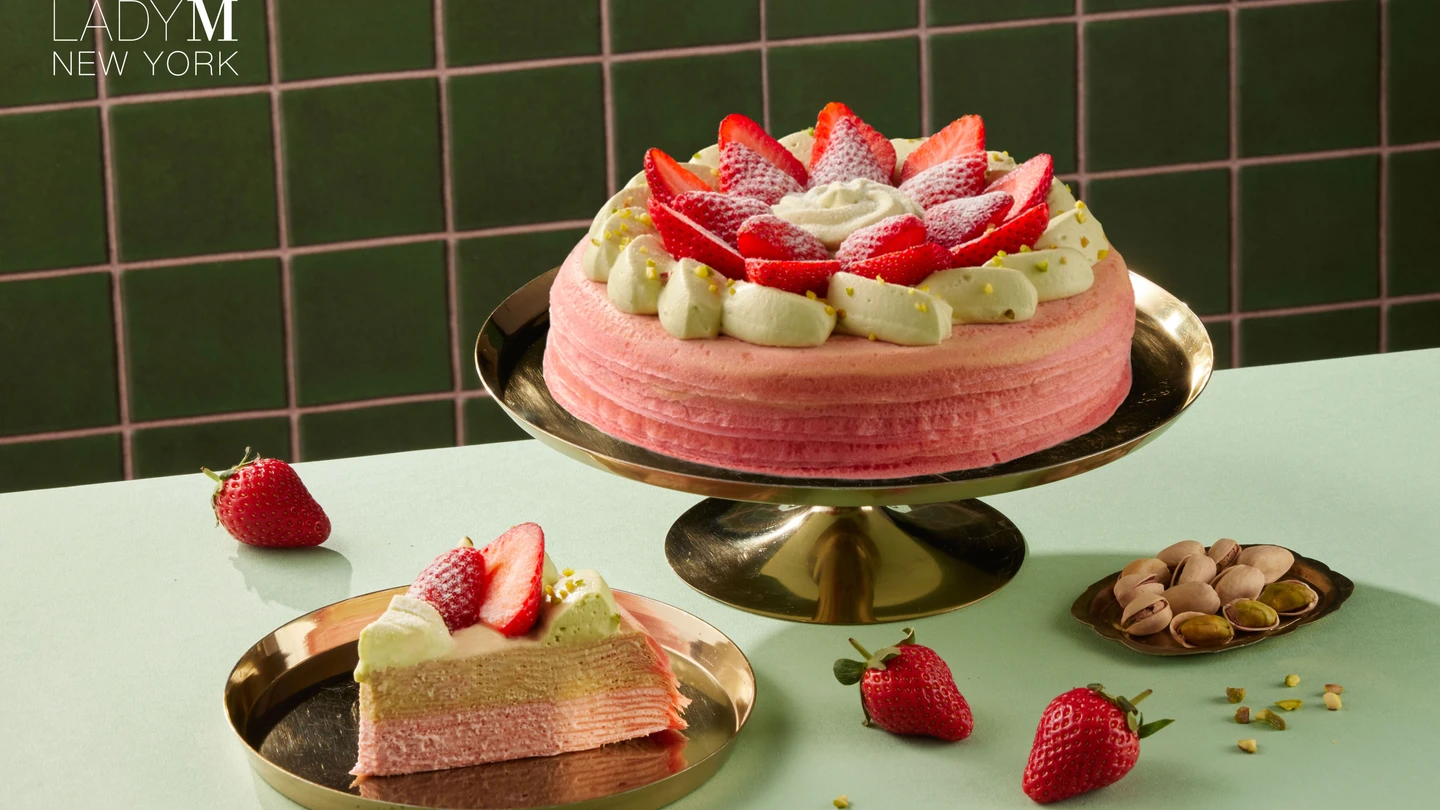 杜拜巧克力炫風還沒完！Lady M再推草莓開心果千層　85度C限量5千顆